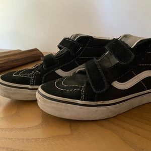 Black, velcro close Hitop Vans